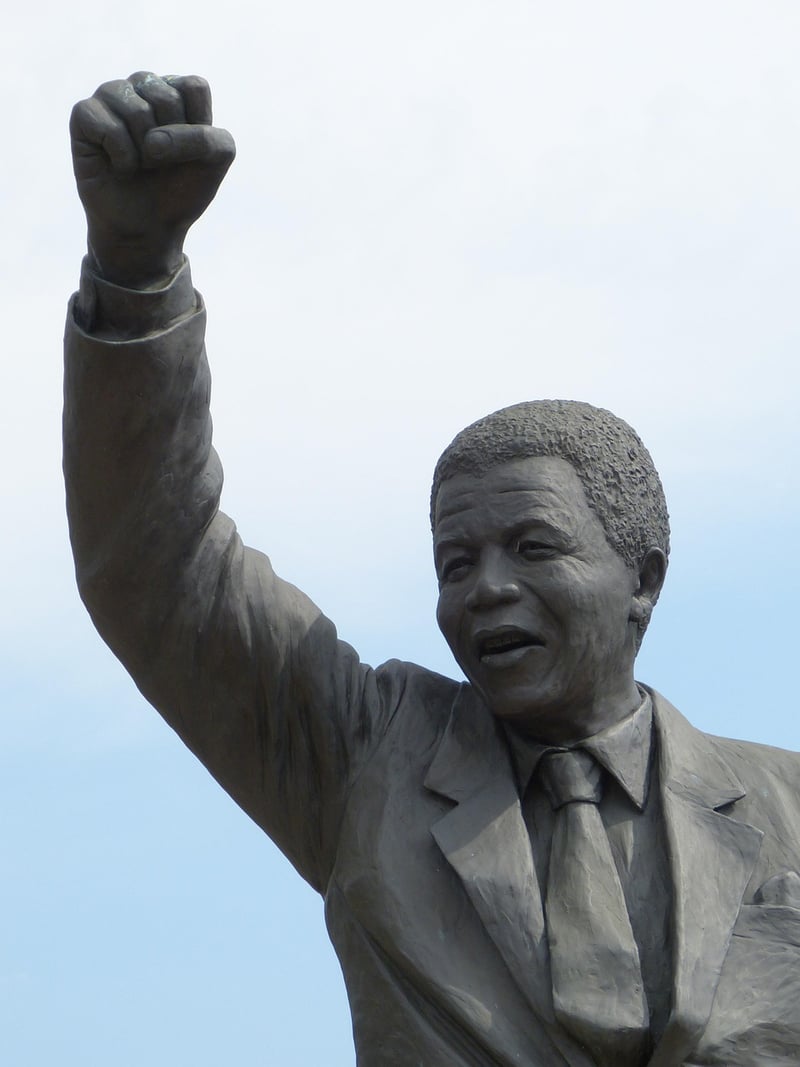 Nelson Mandela Statue